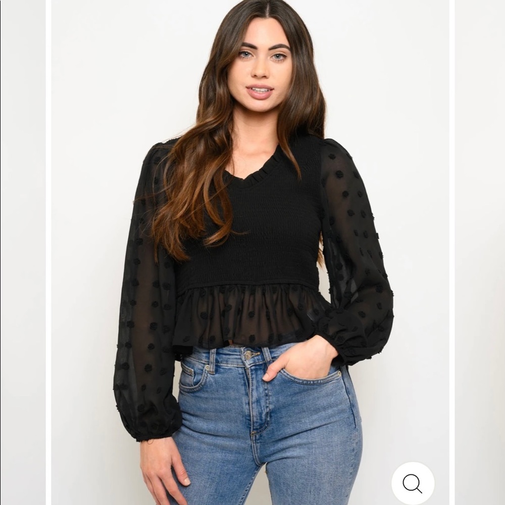 SMOCKED NWT LONG SLEEVE PEPLUM TOP